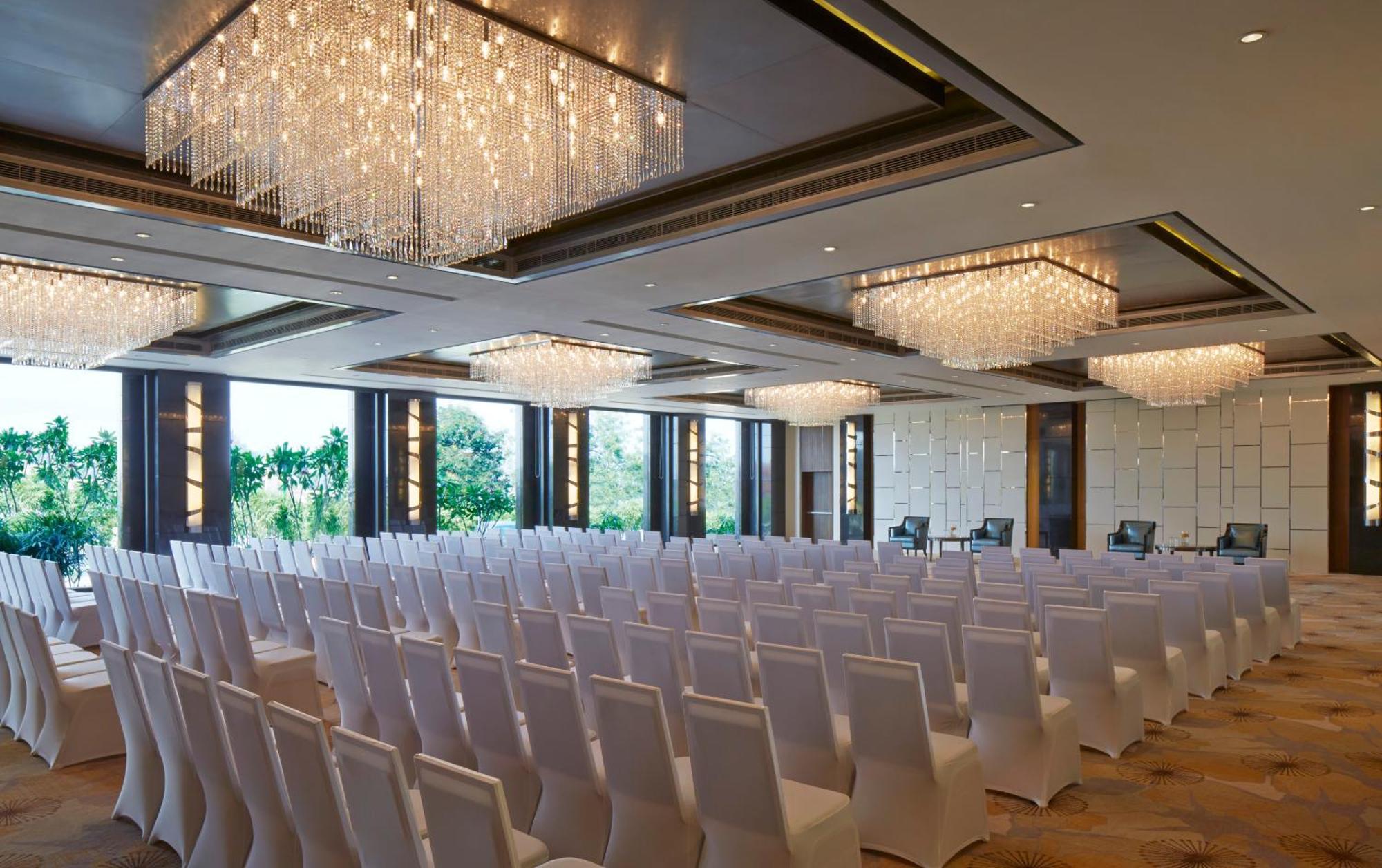 คอร์ตยาร์ด พิลาสปุระ Hotel บิลาสปูร์ ภายนอก รูปภาพ