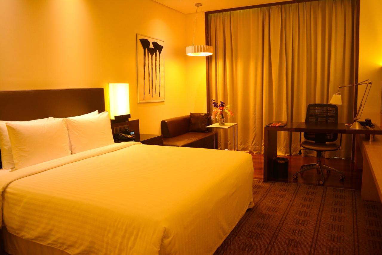คอร์ตยาร์ด พิลาสปุระ Hotel บิลาสปูร์ ภายนอก รูปภาพ